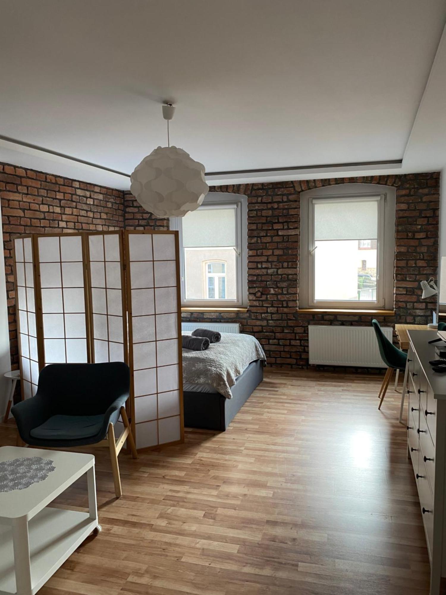 Apartament Pogodny Єленя-Ґура Екстер'єр фото