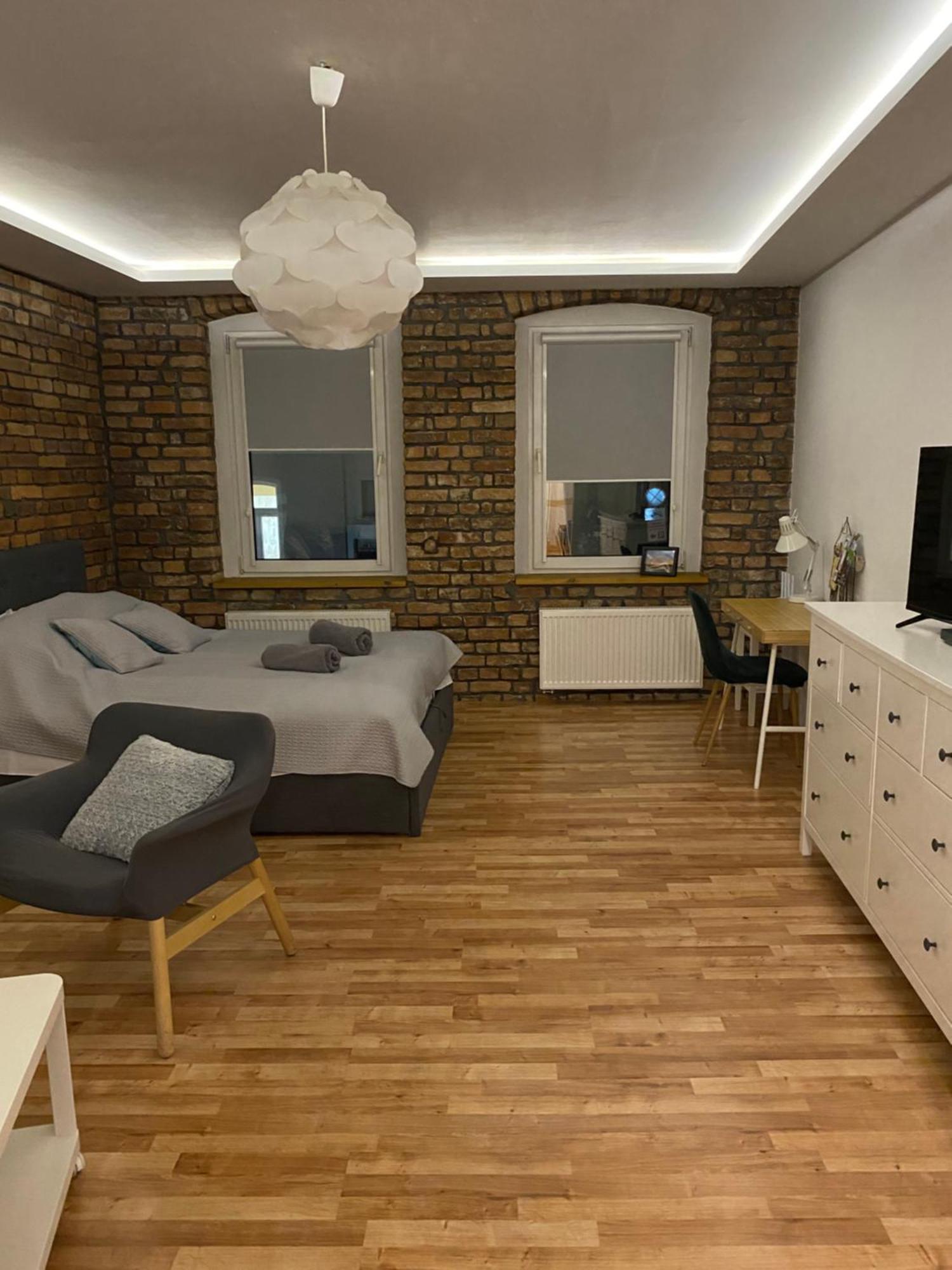Apartament Pogodny Єленя-Ґура Екстер'єр фото